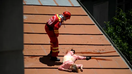 Sinucidere, crima sau accident? (Poze)