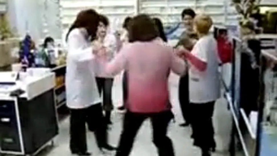 Dans, antren si sampanie la un spital din Bucuresti (VIDEO)