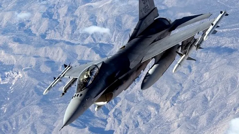 NATO: Raidurile aeriene in Afganistan vor continua!