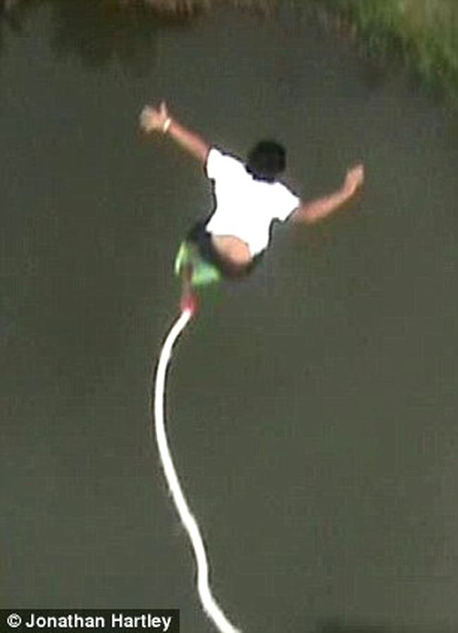 rishi bungee jumping