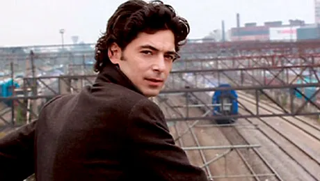 Connect-R şi Cream se ”aruncă” din tren