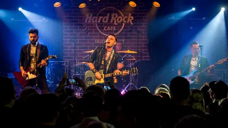 Vunk  #PrimaVedere – un eveniment special, la Hard Rock Cafe!