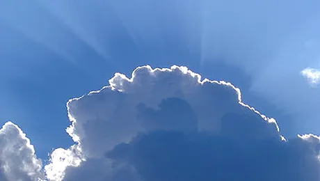 Vremea Apropo.ro anunta weekend calduros si un pic noros