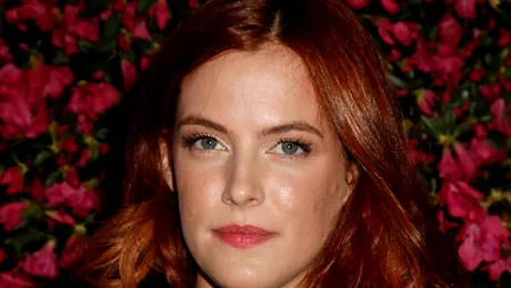 Robert Pattinson se iubește cu Riley Keough, nepoata lui Elvis