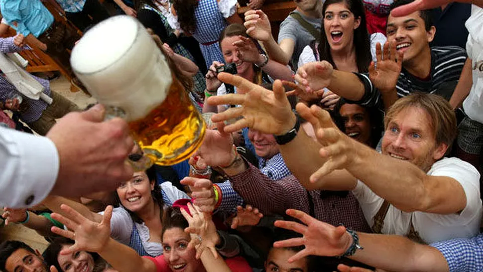 10 motive pentru care este bine să bei bere!