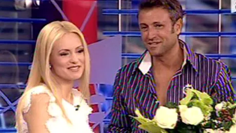 Catalin Botezatu ii face declaratii de dragoste Simonei Gherghe