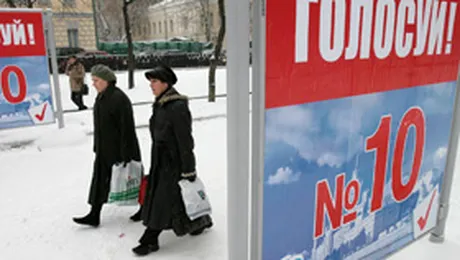 Alegatorii rusi amenintati daca nu merg la vot duminica
