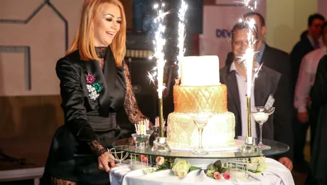 Denisa de la trupa Bambi, alături de fostul iubit la ziua ei: “A fost ca la nuntă”