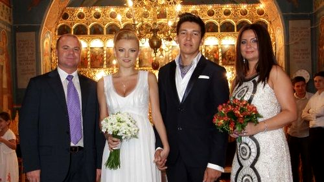 Elena Gheorghe logodna