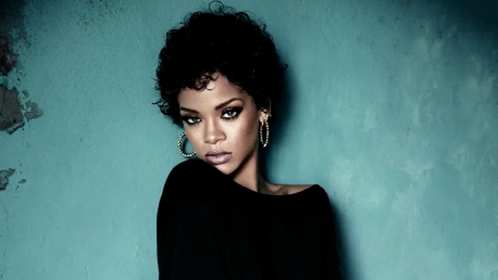 S-a întors la fosta dragoste! Rihanna a decis să-i mai dea o şansă lui Drake – VIDEO