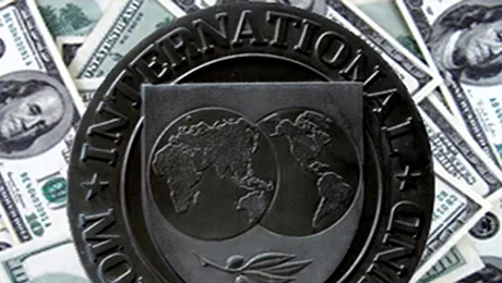 FMI a „saracit”. Isi vinde aurul pentru a face rost de bani!