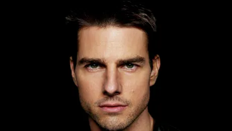 A innebunit Tom Cruise?