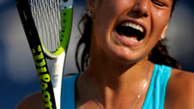 Romanilor nu le prieste iarba de la Wimbledon