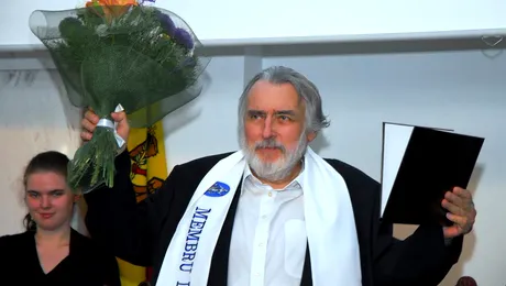 O grefiera de la Tribunalul din Bucuresti sustine ca este fiica lui Adrian Paunescu