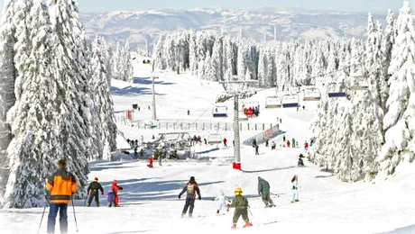 Top 9 destinaţii last minute de unde nu lipsesc pârtiile de schi