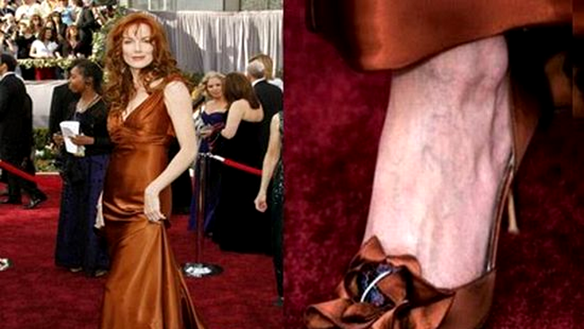 Pantofii Rita Hayworth de la Stuart Weitzman