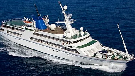 Iachtul „Ocean Breeze” al lui Saddam este de vanzare