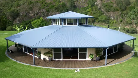 Casa rotativa din Australia, zi de zi pe urmele soarelui (Poze)