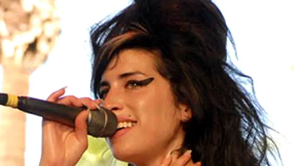 Amy Winehouse este muza lui Karl Lagerfeld
