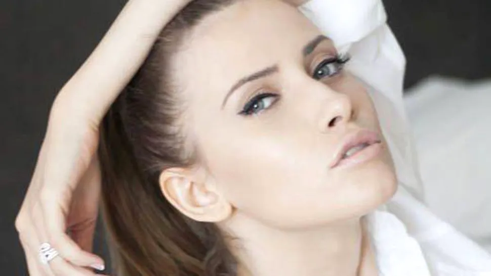 Iulia Albu, impresii despre mireasa Angelina Jolie