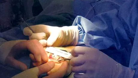 Un octogenar britanic vrea să devină femeie