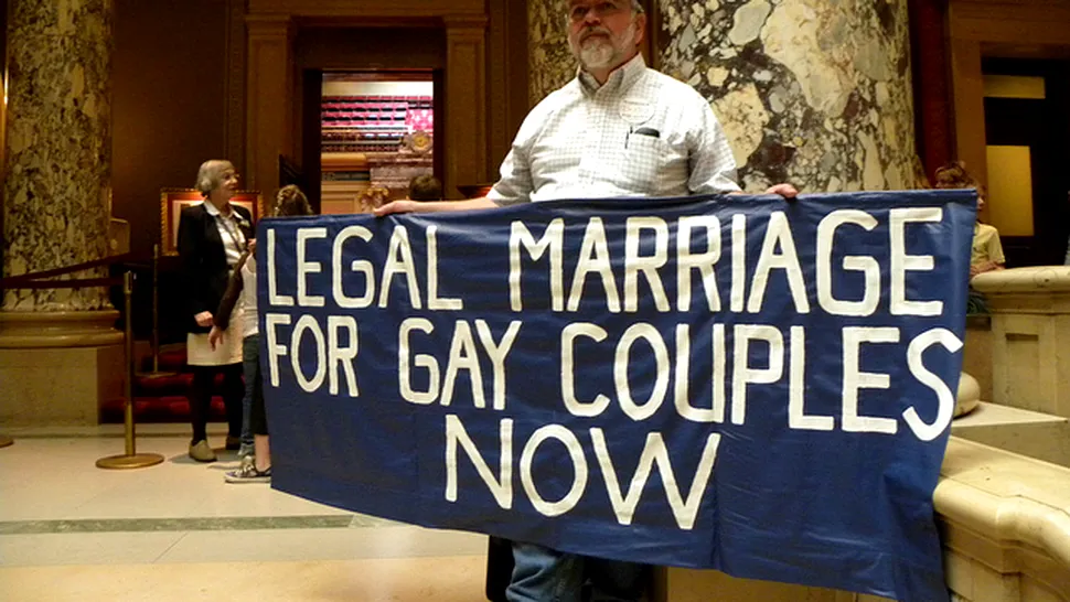 Washington-ul va fi al șaptelea stat american care legalizează căsătoriile gay