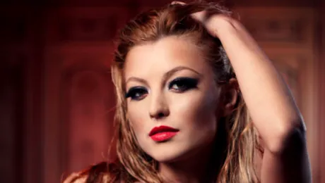 Elena Gheorghe: “Nu m-aş vedea tunsă bob!”