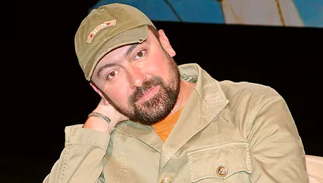 Cătălin Ştefănescu revine cu poveşti despre oameni adevăraţi