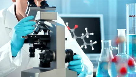 Cine a inventat microscopul