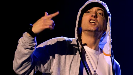 Eminem, acuzat de plagiat! I se cer daune de 8 milioane de dolari