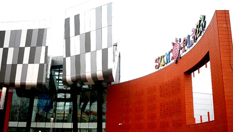 Muncitor mort, dupa ce a cazut in putul unui lift din Sun Plaza!