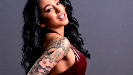 Ce-i sperie pe concurenţii“Te cunosc de undeva!”: tocurile, bikinii, epilatul, fustele scurte şi lentilele de contact