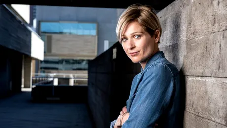  Siân Brooke („Sherlock”) va juca rolul principal în serialul polițist BBC „Blue Lights” 