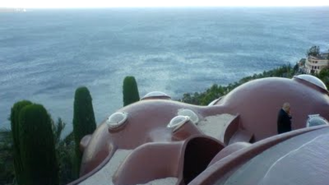 hotel design pierre cardin