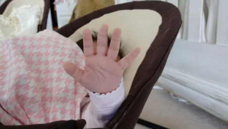 Gemenii lui Mariah Carey nu se lasa fotografiati