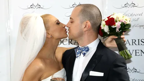 A divorţat, dar îşi păstrează verigheta!