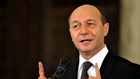 Basescu dicteaza programul „celor 400”!
