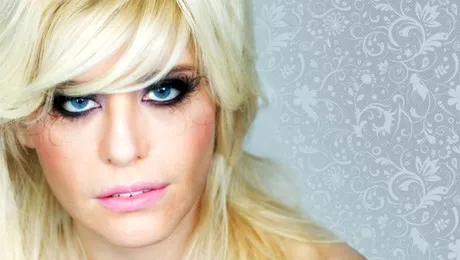 Loredana este DOAMNA PROFESOARĂ!