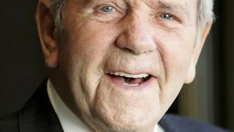 Norman Wisdom a murit la varsta de 95 de ani