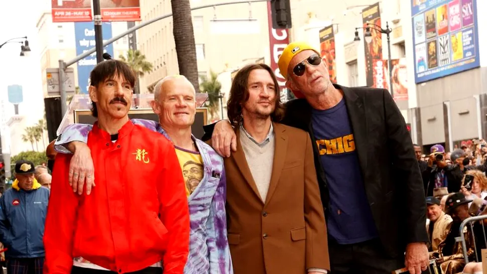 Trupa Red Hot Chili Peppers a primit o stea pe celebrul bulevard Walk of Fame de la Hollywood