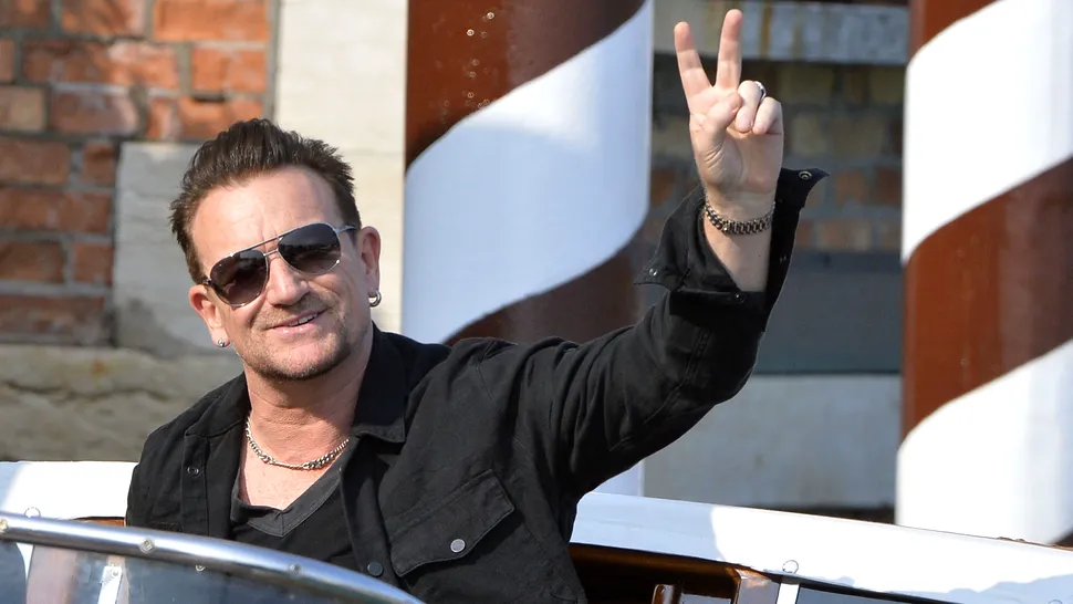 A ajuns la Terapie Intensivă! După accidentul de bicicletă, Bono s-a ales cu 18 şuruburi metalice!