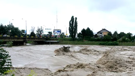 Dambovita si Covasna, afectate de viituri puternice! (video)