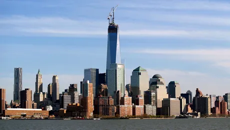 One World Trade Center este oficial cea mai înaltă clădire din SUA
