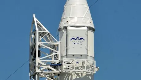Capsula spațială Dragon, lansată în prima sa misiune „oficială”