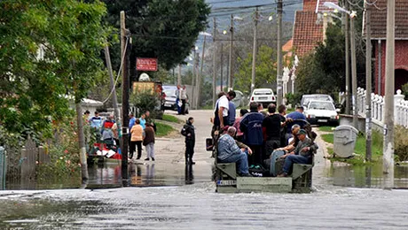 Codul portocaliu de inundații, extins în zece județe din sud, până joi