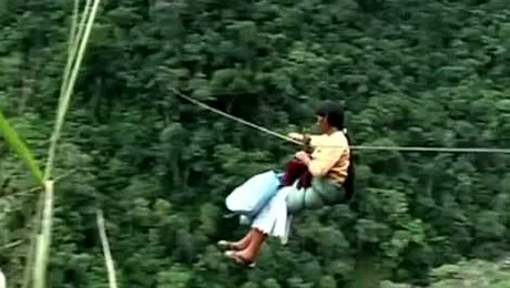 „Oamenii zburători” din Valea Yungas – Bolivia (Video)