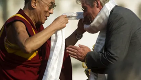 „Tibetanul” Richard Gere cere boicotarea JO din China