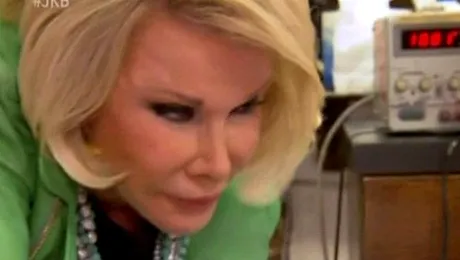 La 78 de ani, Joan Rivers şi-a făcut un tatuaj pe fund