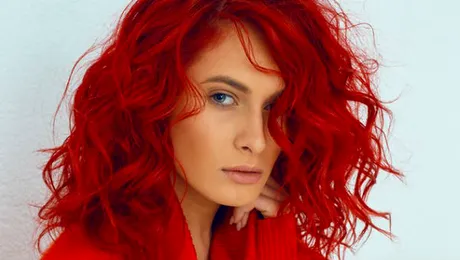 Raluka: ”Când merg la părinţii mei, iubitul meu nu doarme cu mine”