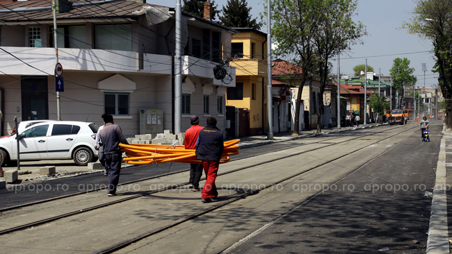 Santier mare, muncitori putini